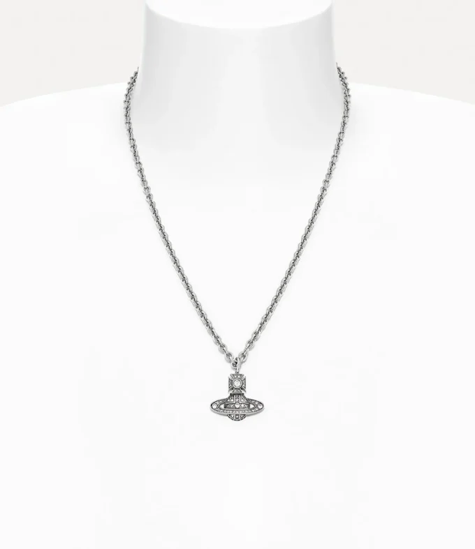 Man. Colier cu pandantiv Carmelo Bas Relief