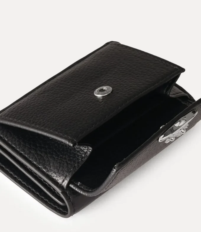 Portofel mic cu clapă